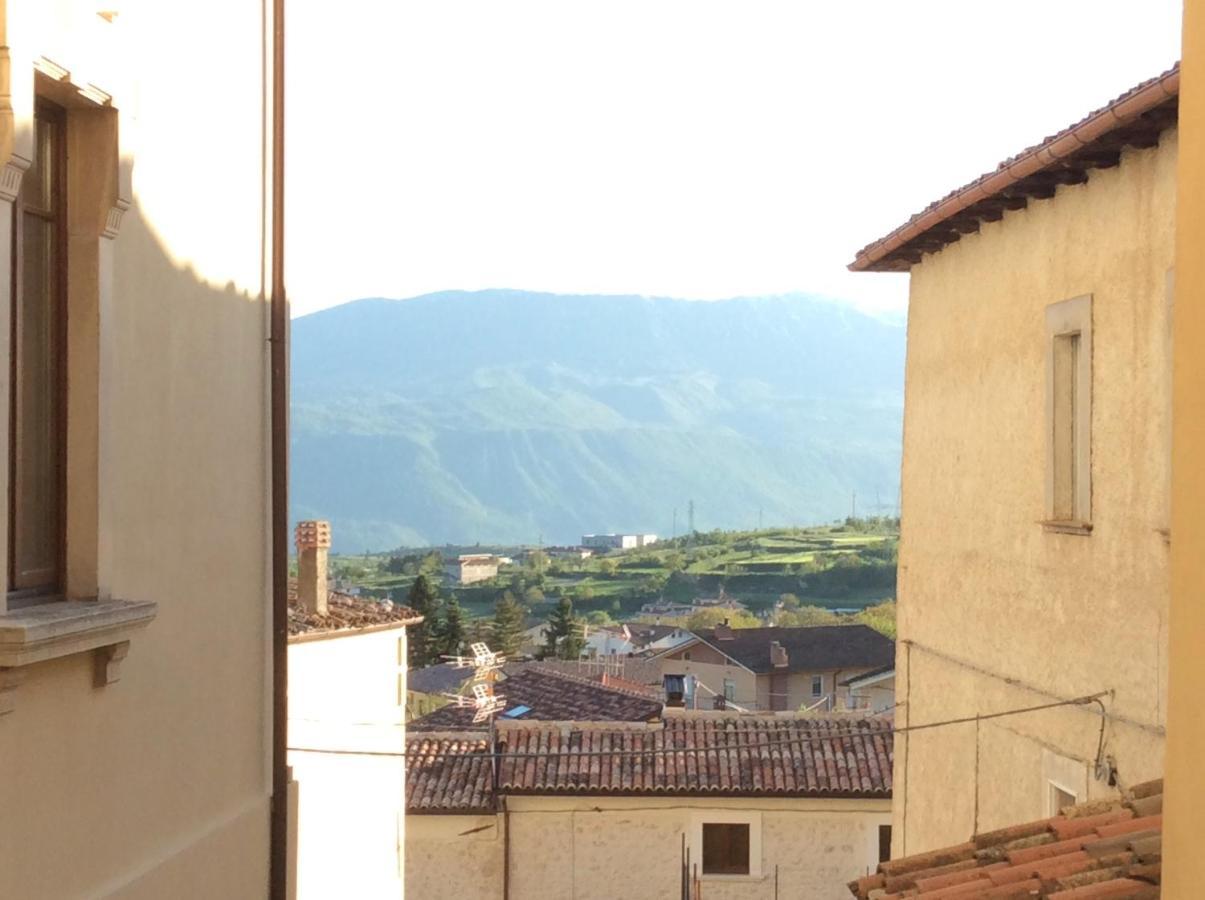 Da Sciuri Case Vacanza Barisciano Bagian luar foto
