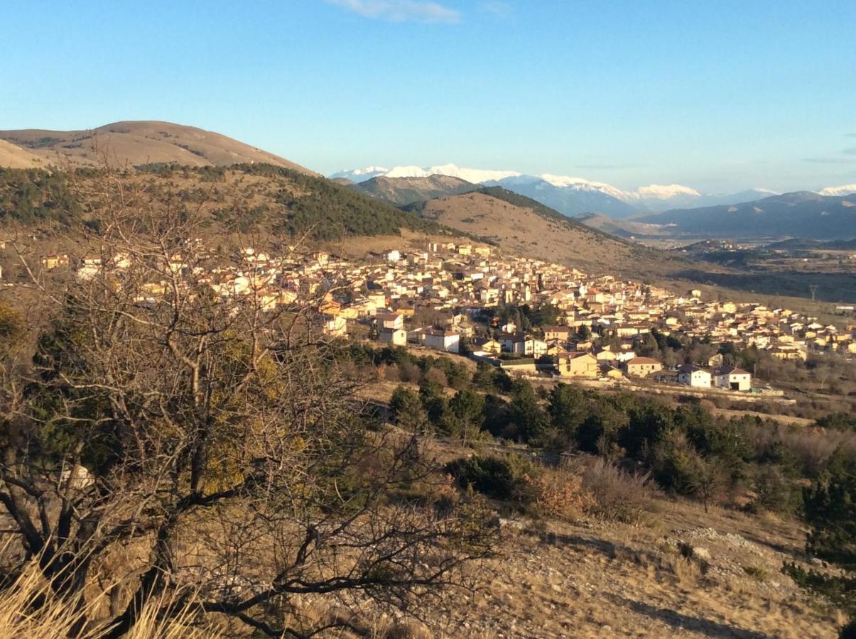 Da Sciuri Case Vacanza Barisciano Bagian luar foto