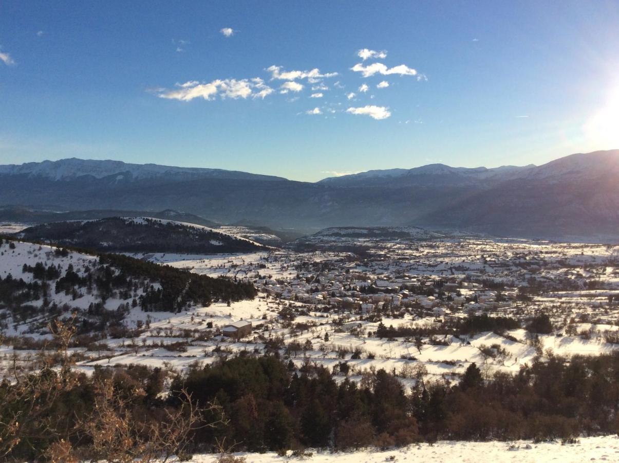 Da Sciuri Case Vacanza Barisciano Bagian luar foto