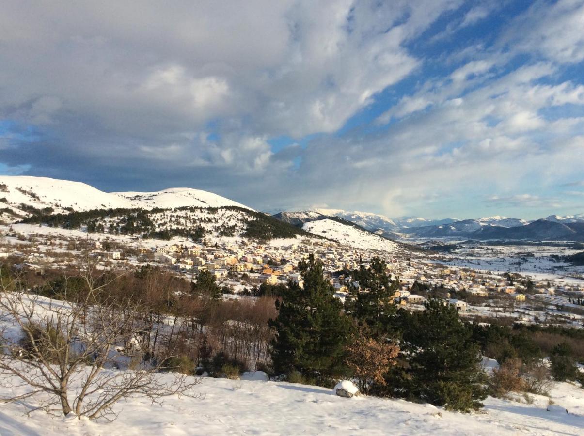 Da Sciuri Case Vacanza Barisciano Bagian luar foto