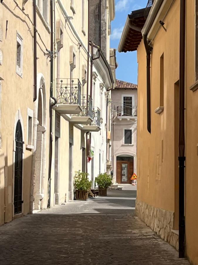 Da Sciuri Case Vacanza Barisciano Bagian luar foto